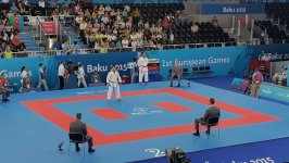 В Баку начались групповые соревнования по карате среди мужчин (ФОТО)