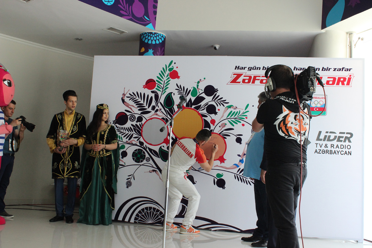 НОК чествует  первых азербайджанских победителей и медалистов Евроигр (ФОТО)