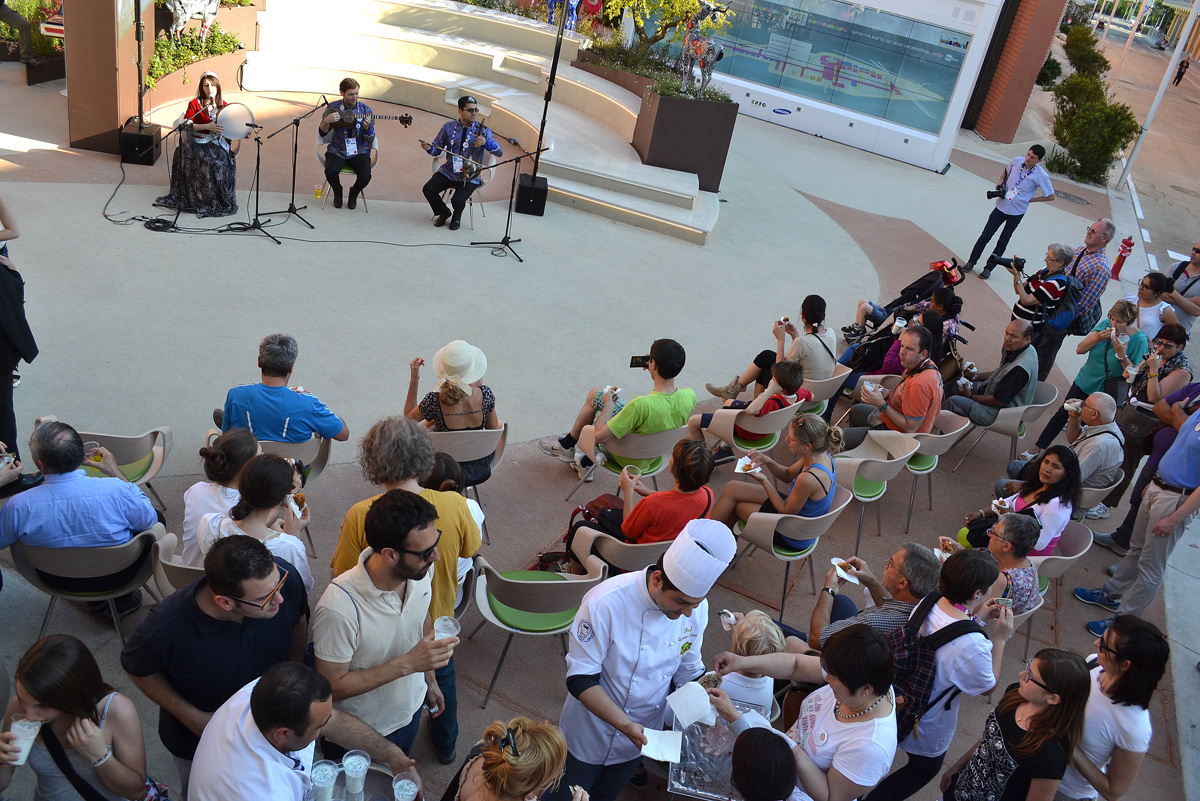 Нам очень понравились азербайджанская кухня: контент-менеджер Expo-2015 (ФОТО - часть V)