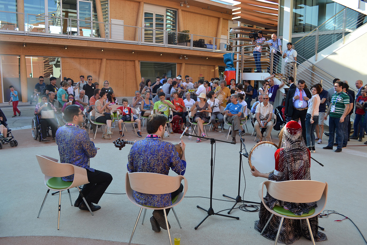 Нам очень понравились азербайджанская кухня: контент-менеджер Expo-2015 (ФОТО - часть V)