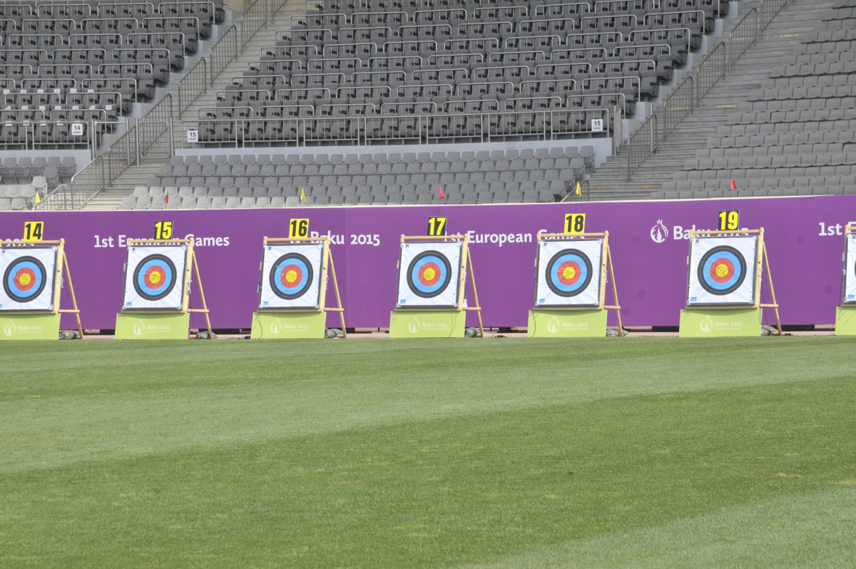 На Евроиграх завершены рейтинговые индивидуальные соревнования по стрельбе из лука среди мужчин (ФОТО)