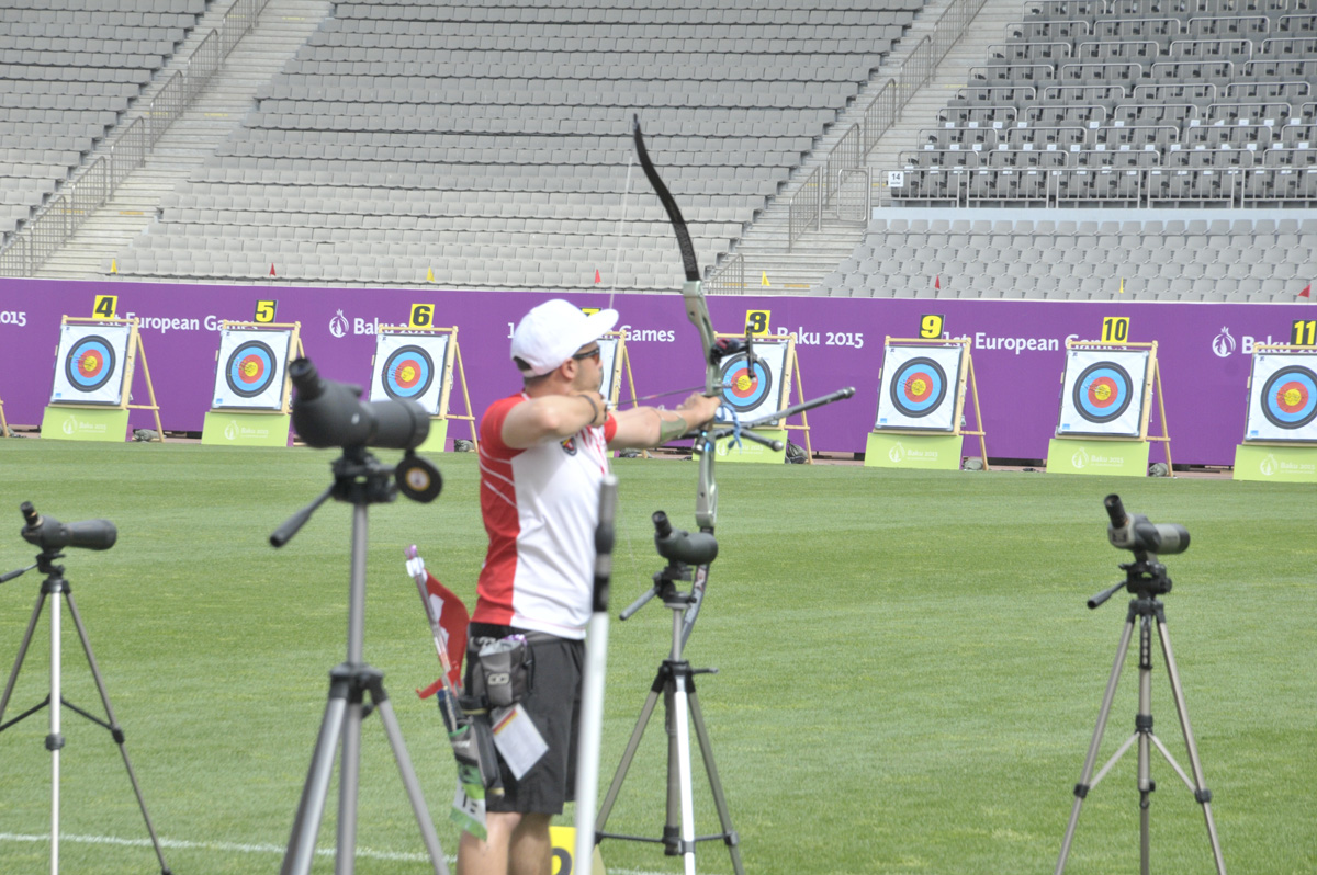 На Евроиграх завершены рейтинговые индивидуальные соревнования по стрельбе из лука среди мужчин (ФОТО)