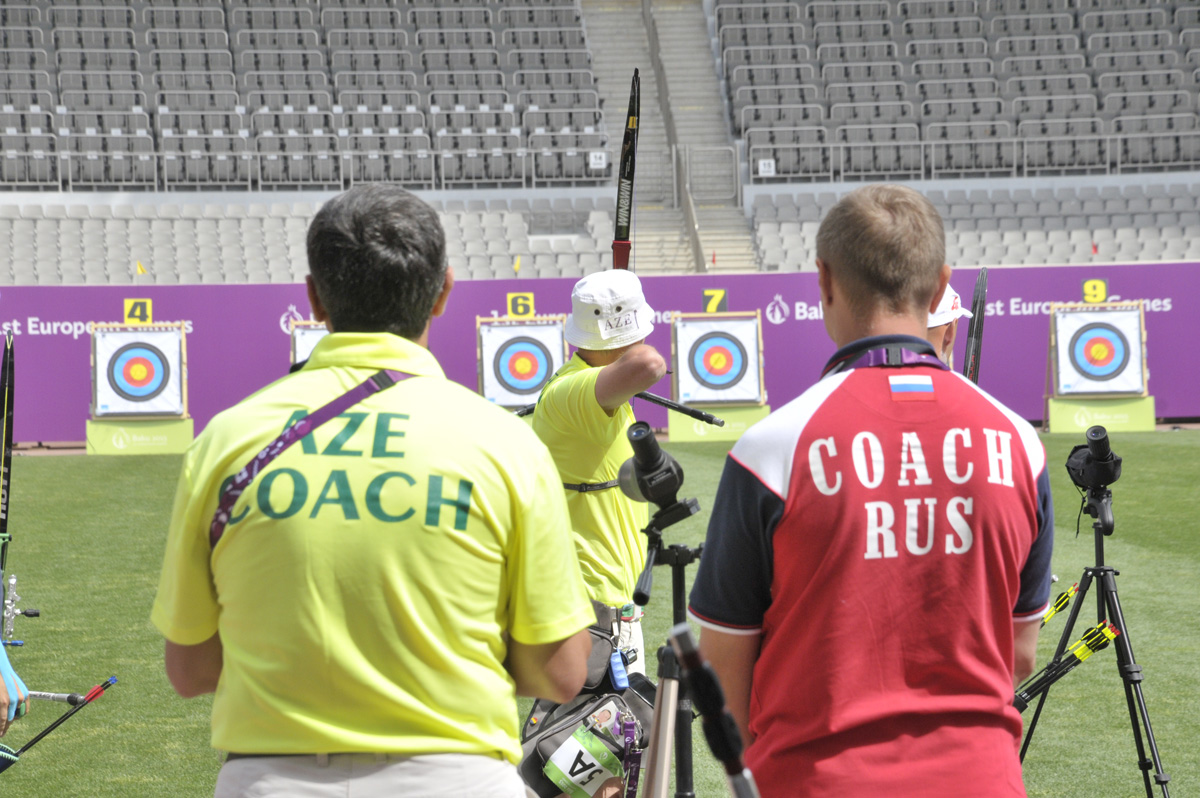 На Евроиграх завершены рейтинговые индивидуальные соревнования по стрельбе из лука среди мужчин (ФОТО)