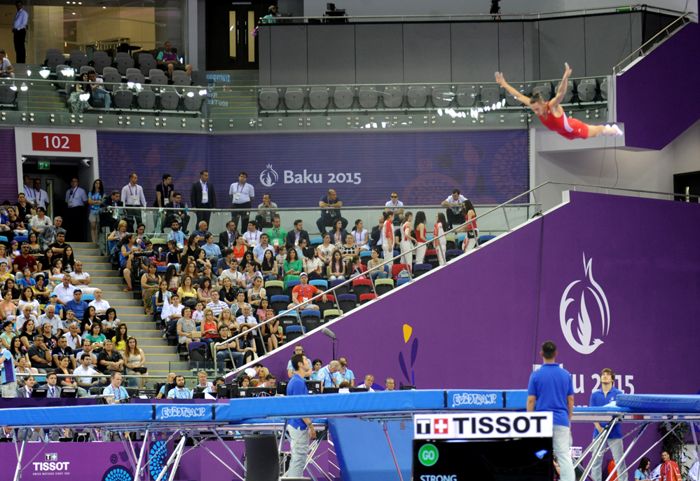 На Евроиграх в Баку продолжаются соревнования по прыжкам на батуте (ФОТО)