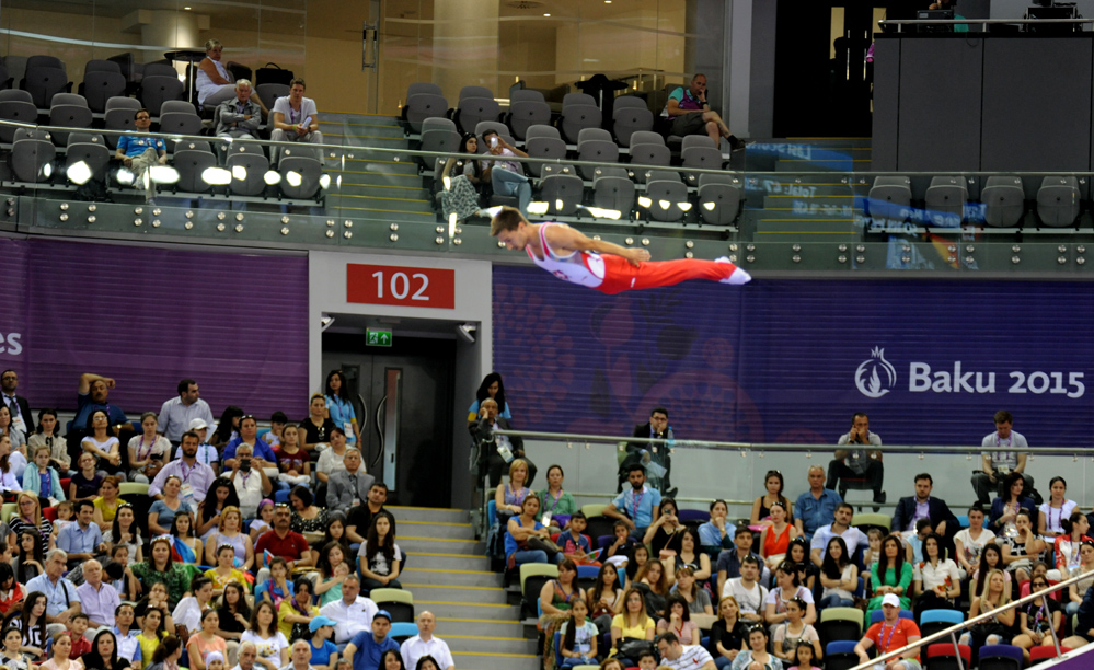 На Евроиграх в Баку продолжаются соревнования по прыжкам на батуте (ФОТО)