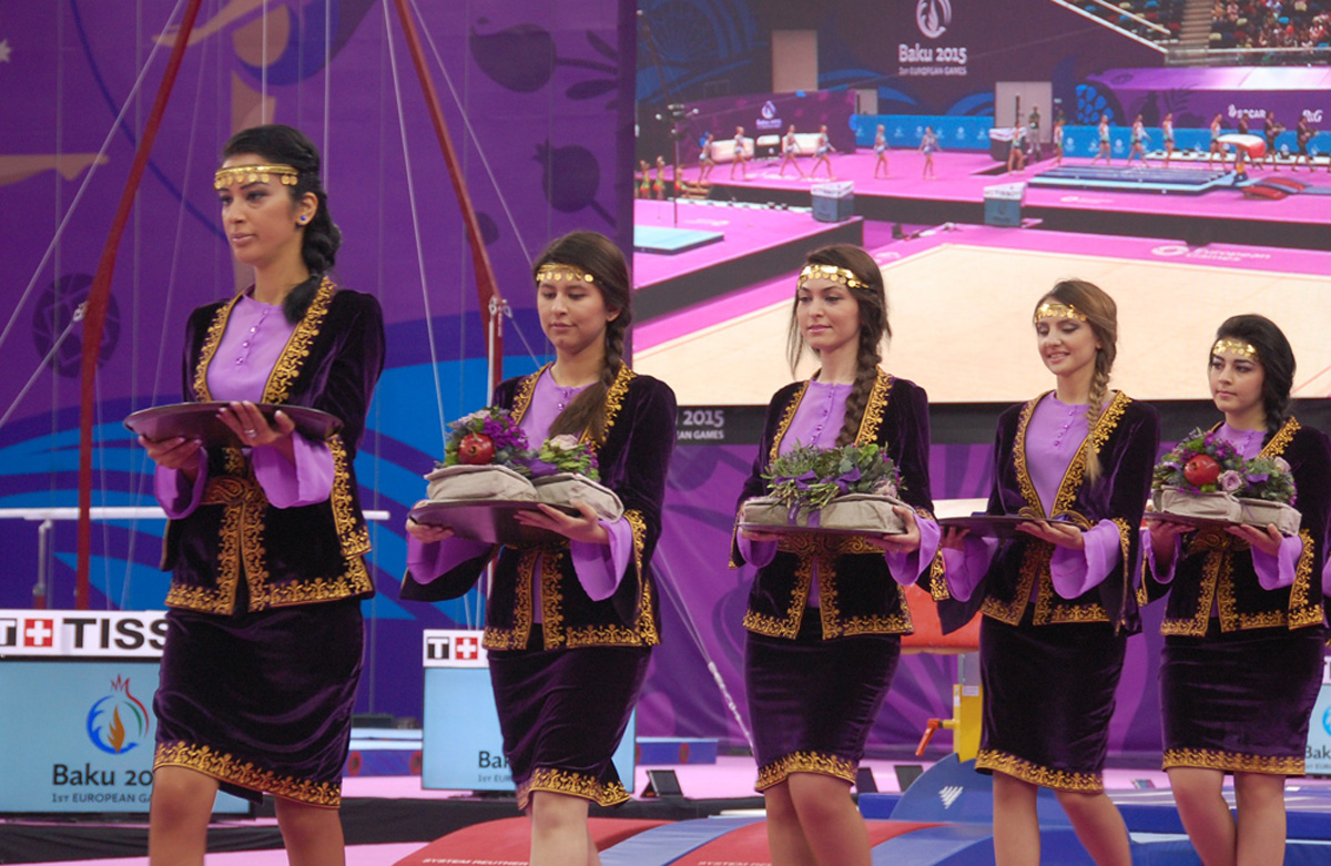 Российские гимнастки завоевали "золото" Евроигр в групповом двоеборье