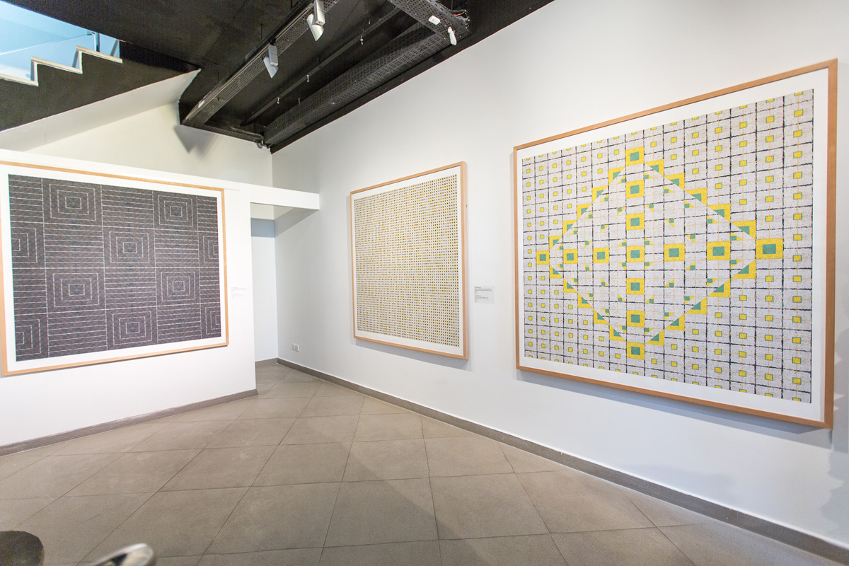 В галерее YAY состоялось открытие выставки "Нестерпимая легкость бытия" 
 (ФОТО)