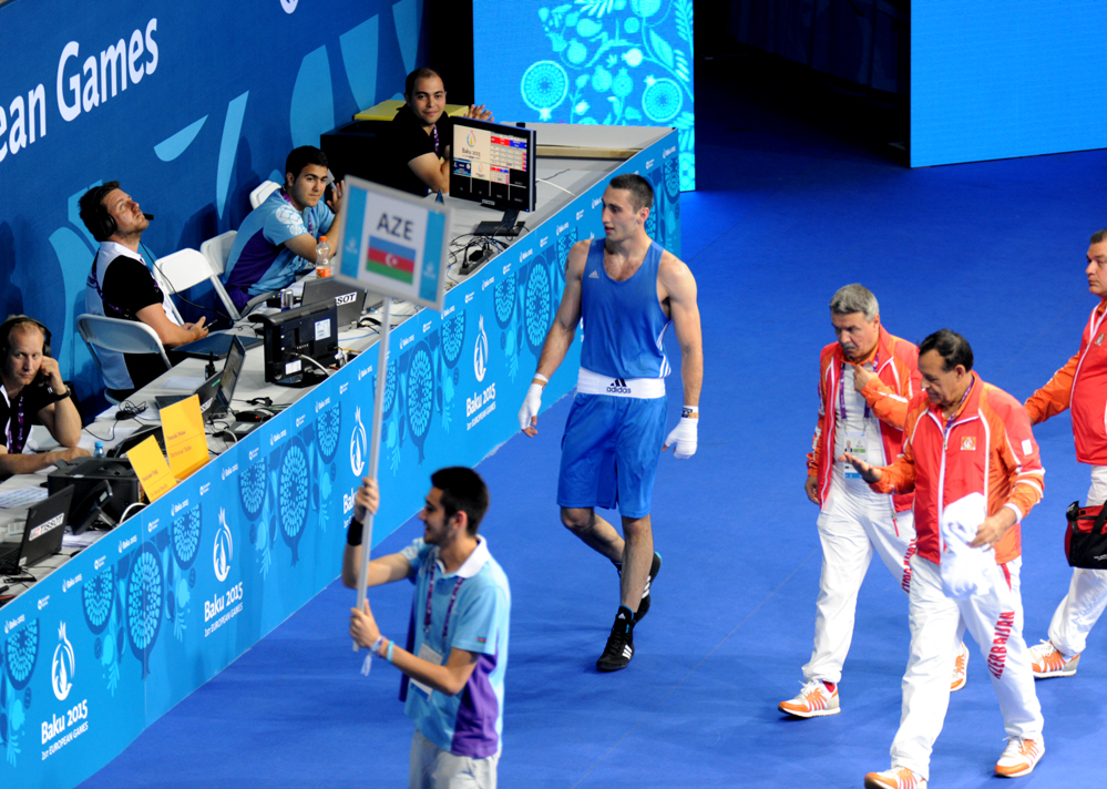Еще два азербайджанских боксера вышли в полуфинал Евроигр