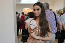 Гостям Евроигр представили магические кофейные платья (ФОТО)