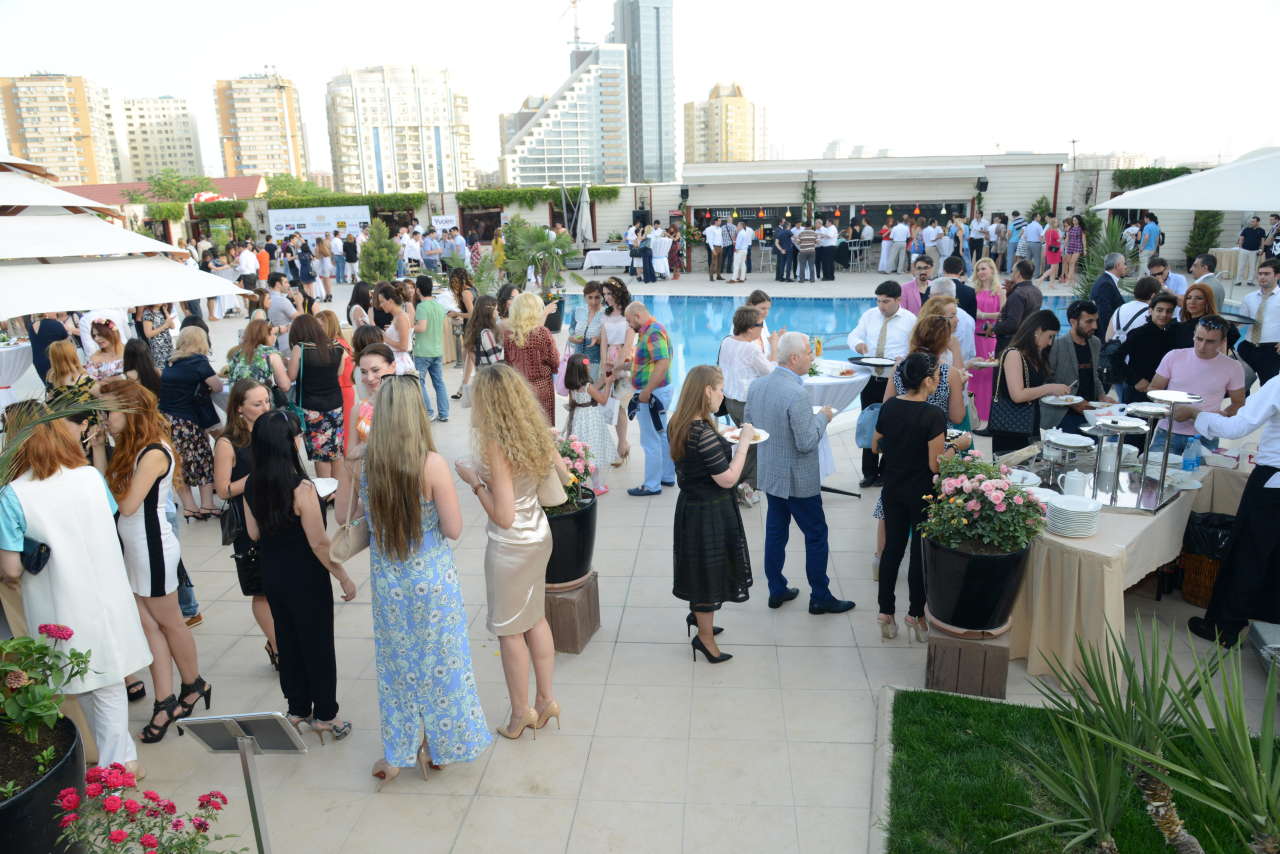 “Цветная феерия” украинского дизайнера очаровала гостей Евроигр (ФОТО)