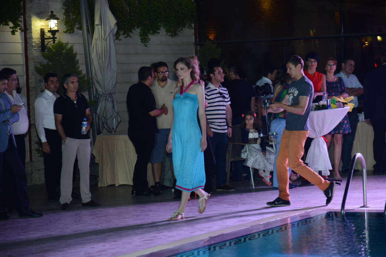 “Цветная феерия” украинского дизайнера очаровала гостей Евроигр (ФОТО)