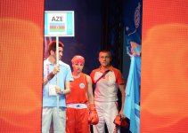 Азербайджанская спорсменка вышла в ¼ финала соревнований по боксу (ФОТО)