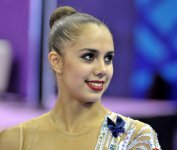 Российская гимнастка Маргарита Мамун завоевала "золото" Евроигр (ФОТО)