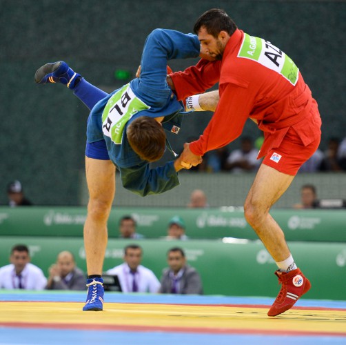 Президент Азербайджана Ильхам Алиев и его супруга Мехрибан Алиева наблюдали за ходом соревнований по самбо в рамках первых Европейских игр (ФОТО)