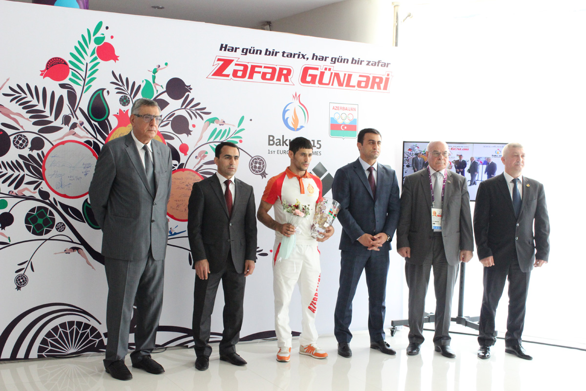 В НОК прошло чествование азербайджанских самбистов (ФОТО)