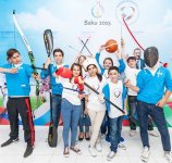 Дом болельщиков "Баку – 2015" посетил счастливчик (ФОТО)