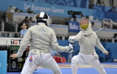 Азербайджанские спортсменки вышли в 1/4 финала соревнований по фехтованию в рамках Евроигр (ФОТО)