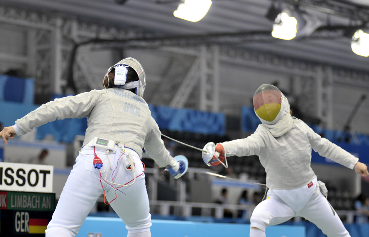 Третий день соревнований Евроигр по фехтованию в фотографиях