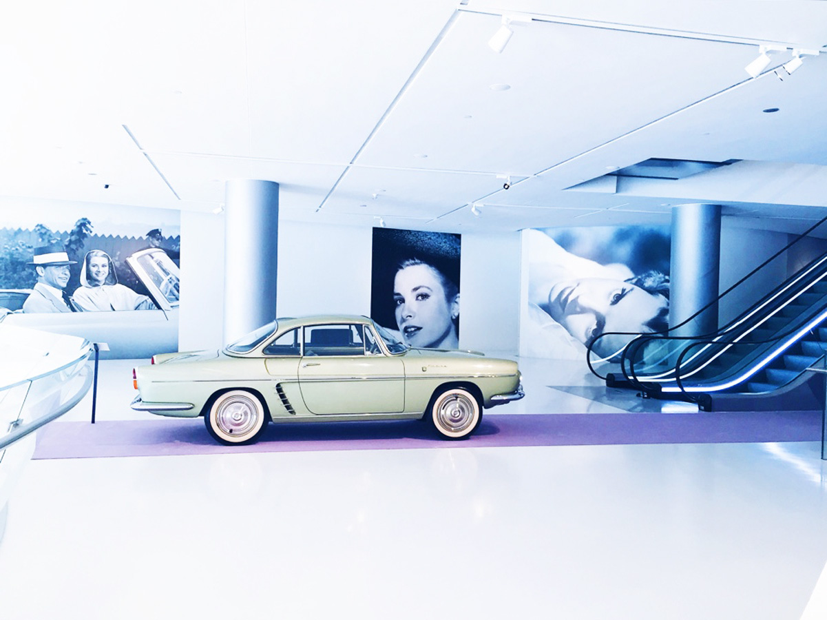 Центр Гейдара Алиева глазами российского блогера (ФОТО)