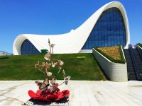 Центр Гейдара Алиева глазами российского блогера (ФОТО)