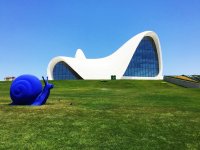 Центр Гейдара Алиева глазами российского блогера (ФОТО)