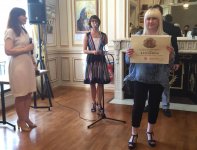 Картина азербайджанской художницы признана лучшей в Париже (ФОТО)