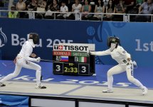 В Баку продолжаются соревнования по фехтованию в рамках Евроигр (ФОТОСЕССИЯ)