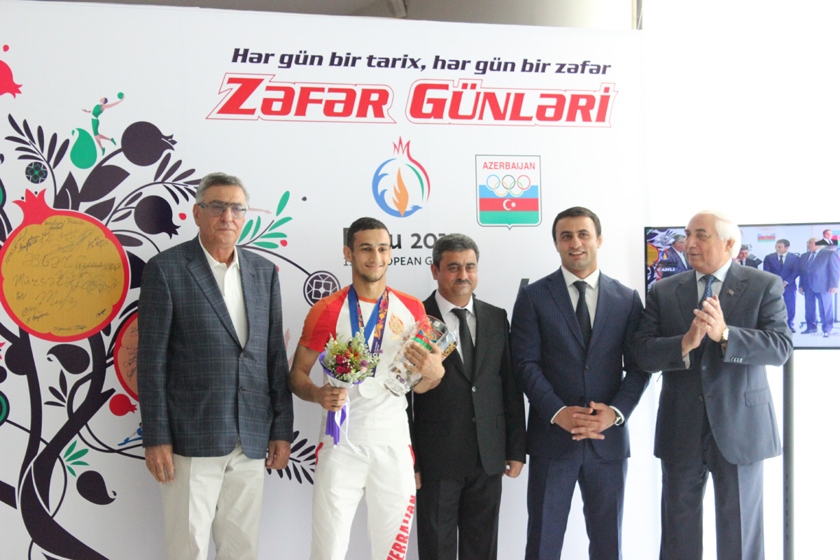 Медалисты Евроигр отметили День Вооруженных сил Азербайджана (ФОТО)