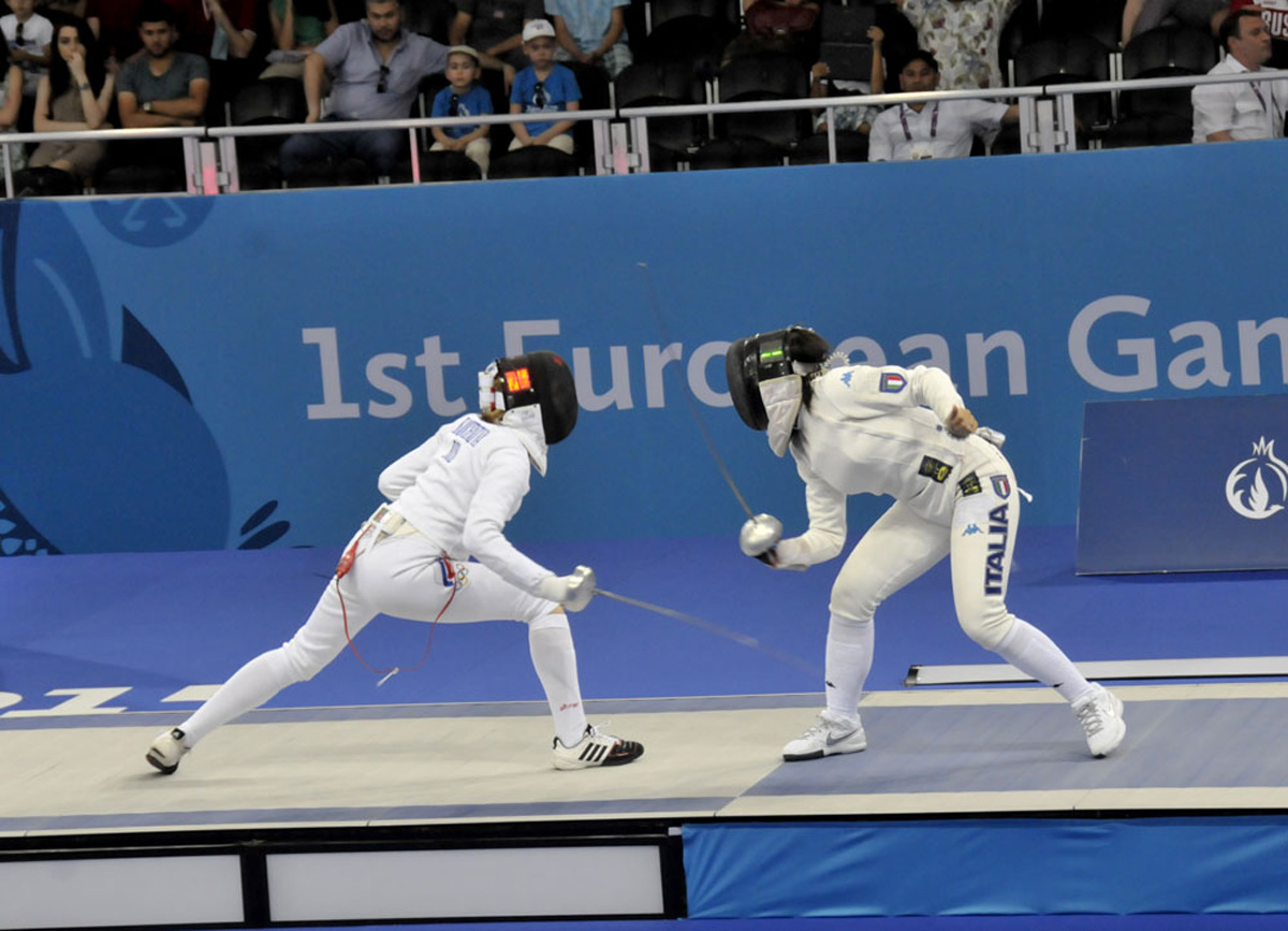 В Баку продолжаются соревнования по фехтованию в рамках Евроигр (ФОТОСЕССИЯ)