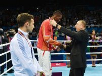 Президент Ильхам Алиев наградил боксеров, победивших на Евроиграх (ФОТО,ВИДЕО)