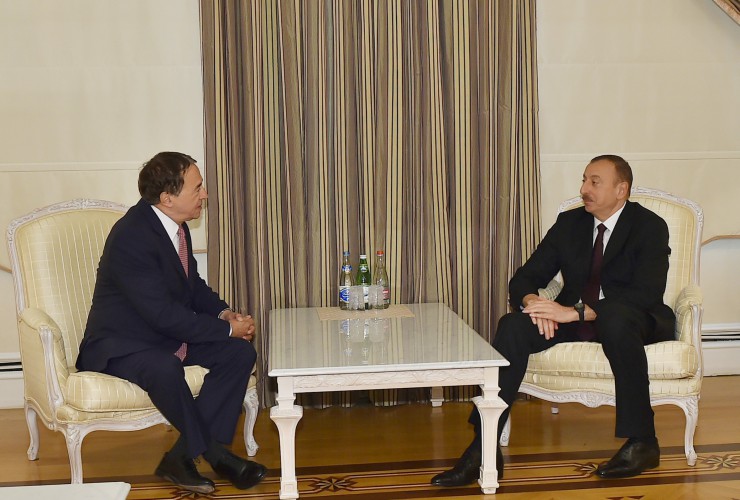 Президент Азербайджана принял генсека Социнтерна