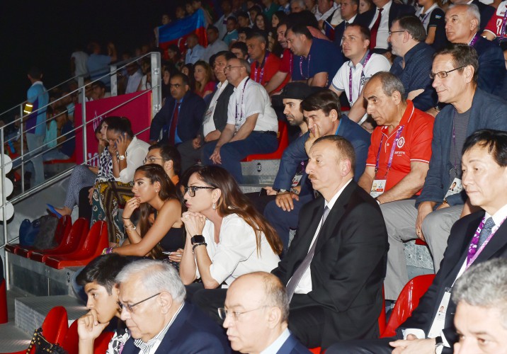 Президент Ильхам Алиев наградил боксеров, победивших на Евроиграх (ФОТО,ВИДЕО)