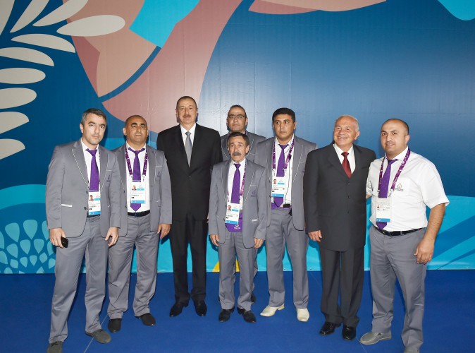 Президент Ильхам Алиев наградил боксеров, победивших на Евроиграх (ФОТО,ВИДЕО)