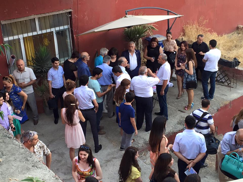 Художник из Германии показал гостям Евроигр самобытность Баку (ФОТО)