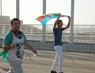 Зрители прибывают на церемонию закрытия первых Европейских игр (ФОТО)