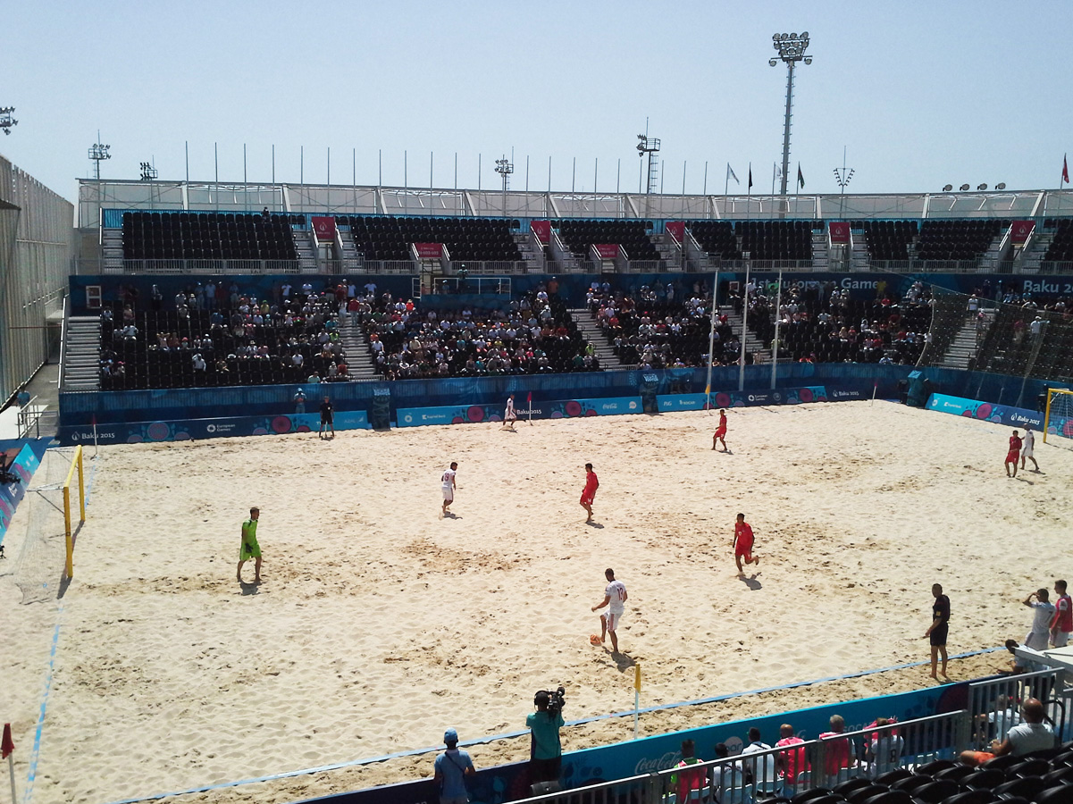 На Евроиграх стартовал финал по пляжному футболу среди мужчин