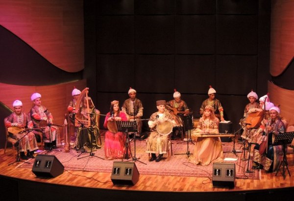 В Баку отметят юбилей основателя Ансамбля старинных музыкальных инструментов