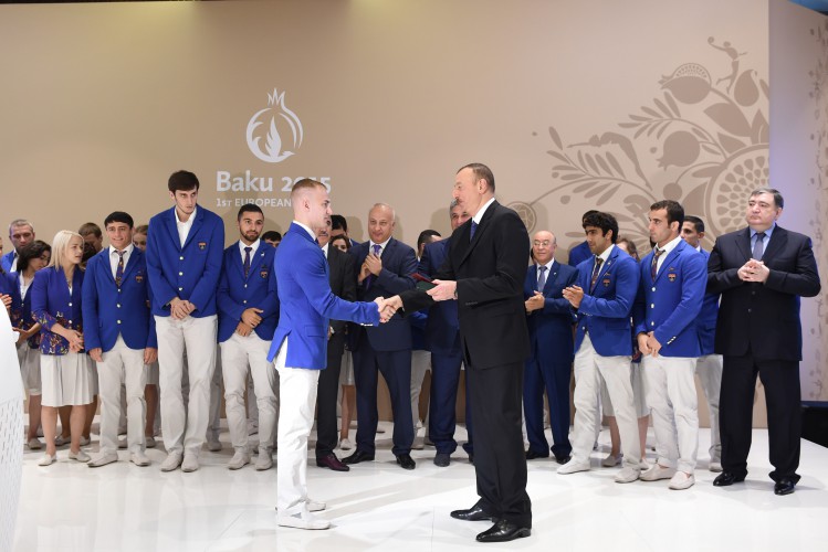 Первая леди Мехрибан Алиева награждена орденом «Гейдар Алиев» за большие заслуги в организации  Евроигр (ФОТО)