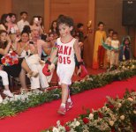 Дизайнеры воплотили в нарядах дух Евроигр - красочный вечер моды (ФОТО)