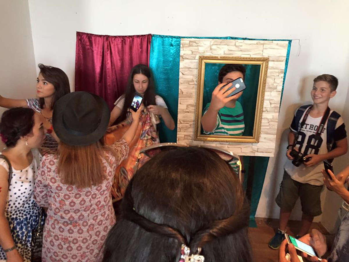 От Натаван до Че Гевара - в Баку впервые представлены фотоиллюстрации (ФОТО)