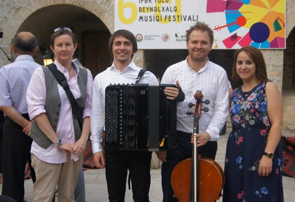 Польские музыканты восхищены красотами Шеки (ФОТО)