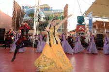 При организации Фонда Гейдара Алиева на выставке Milan Expo 2015 в рамках "Национального дня" Азербайджана состоялась концертная программа  (ФОТО)