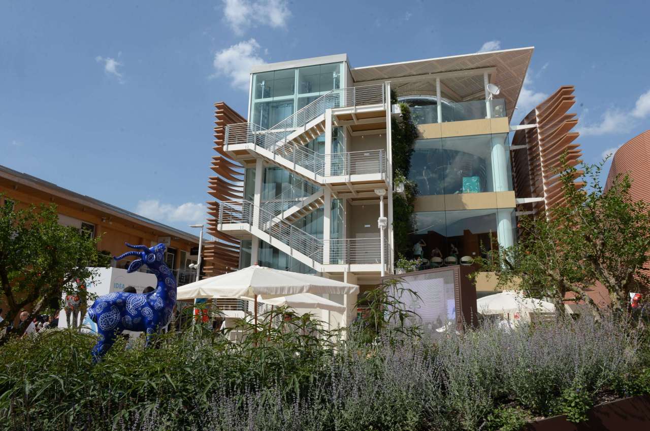 При организации Фонда Гейдара Алиева на выставке Milan Expo 2015 в рамках "Национального дня" Азербайджана состоялась концертная программа  (ФОТО)