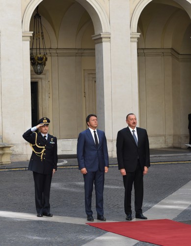 Президент Азербайджана провел встречу с премьер-министром Италии (ФОТО)