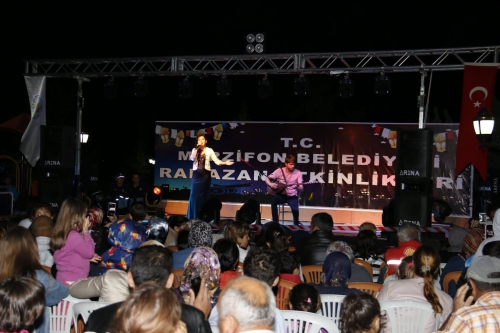 Бакинский театр успешно выступил на фестивале, посвященном месяцу Рамазан (ФОТО)