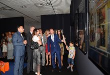 Первая леди Мехрибан Алиева приняла участие в церемонии открытия выставки "Азербайджанские ковры в искусстве" в Каннах (ФОТО)