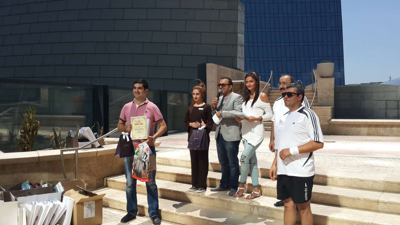 Сотрудник АМИ Trend одержал победу на соревновании по плаванию (ФОТО)