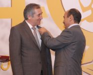 Вручены награды представителям СМИ, награжденным по распоряжению Президента Ильхама Алиева (ФОТО)