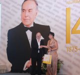 Вручены награды представителям СМИ, награжденным по распоряжению Президента Ильхама Алиева (ФОТО)