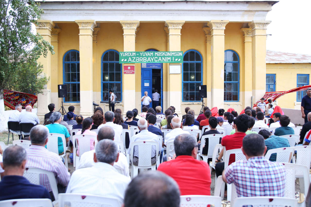 В Лянкяране прошло мероприятие "Yurdum, yuvam məskənimsən - Azərbaycanım" (ФОТО)
